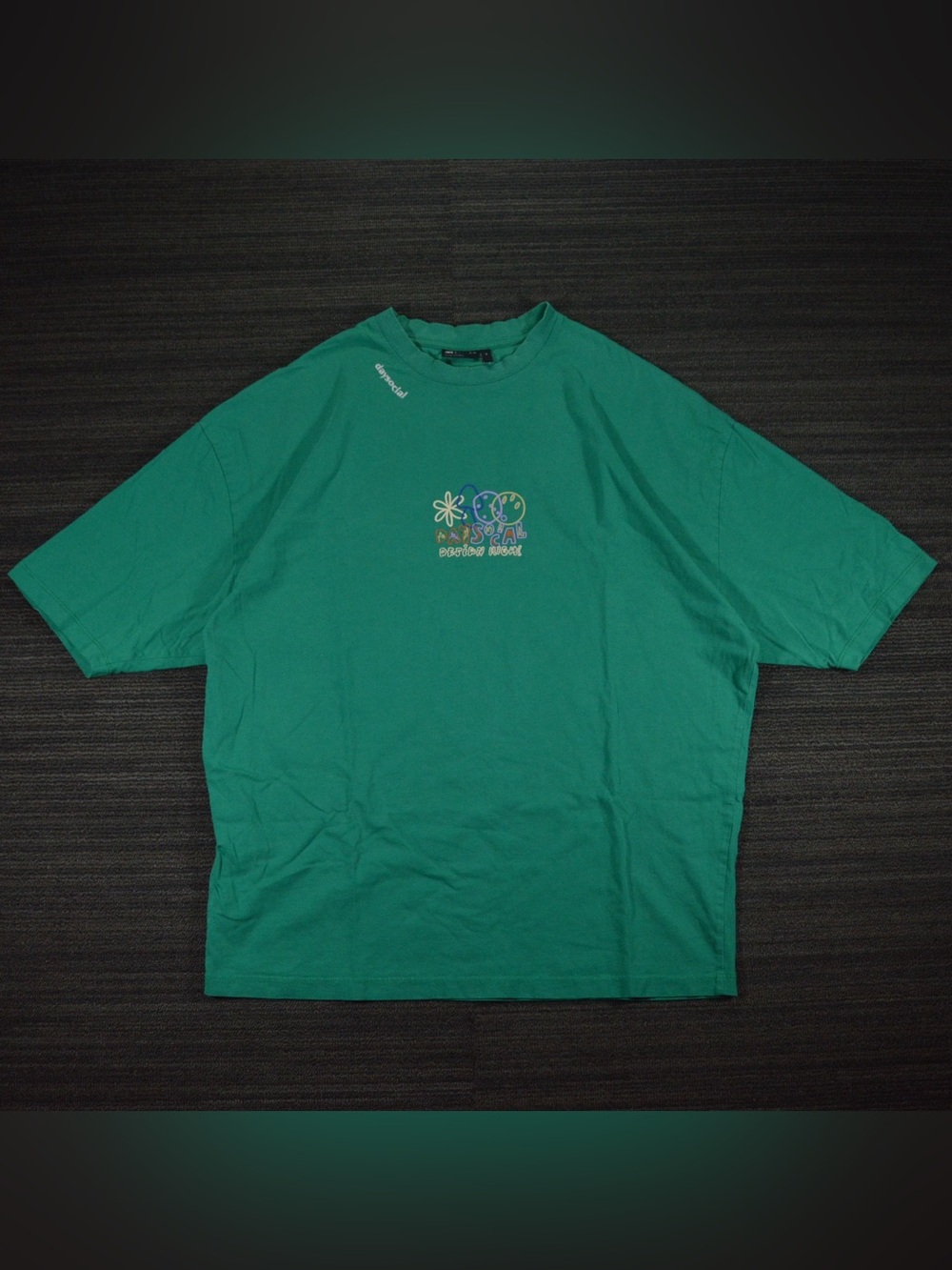 ASOS Daysocial Men’s XS Green Oversized Graphic T-Shirt